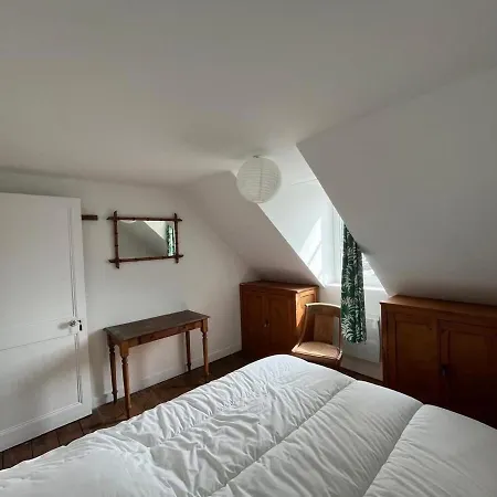 Maison Typique Normande A 200m De La *