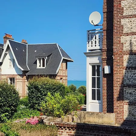 Maison Typique Normande A 200m De La *