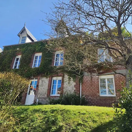 Maison Typique Normande A 200m De La