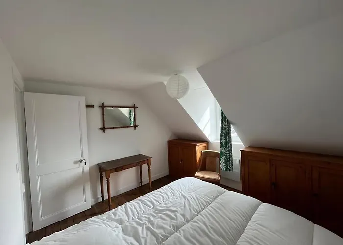 Maison Typique Normande A 200m De La *