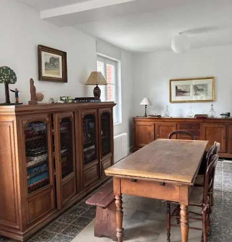 Maison Typique Normande A 200m De La