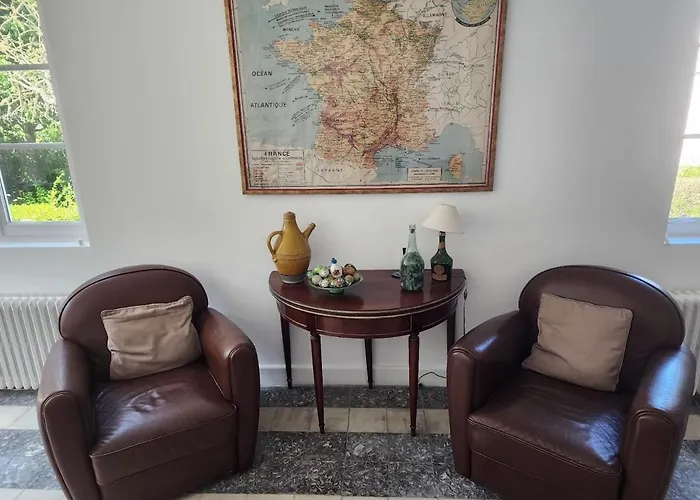 Maison Typique Normande A 200m De La